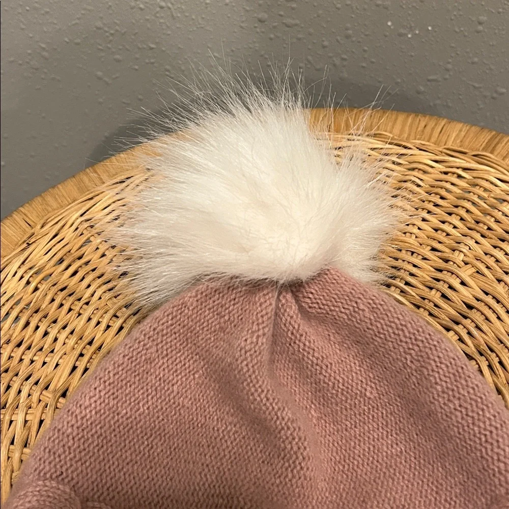 White Pine 100% Cashmere Knit Pom Hat Pink‎
